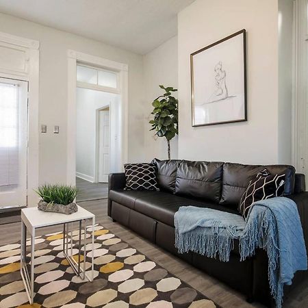 Louisville Dream House 4Br 2Ba By Cozysuites מראה חיצוני תמונה